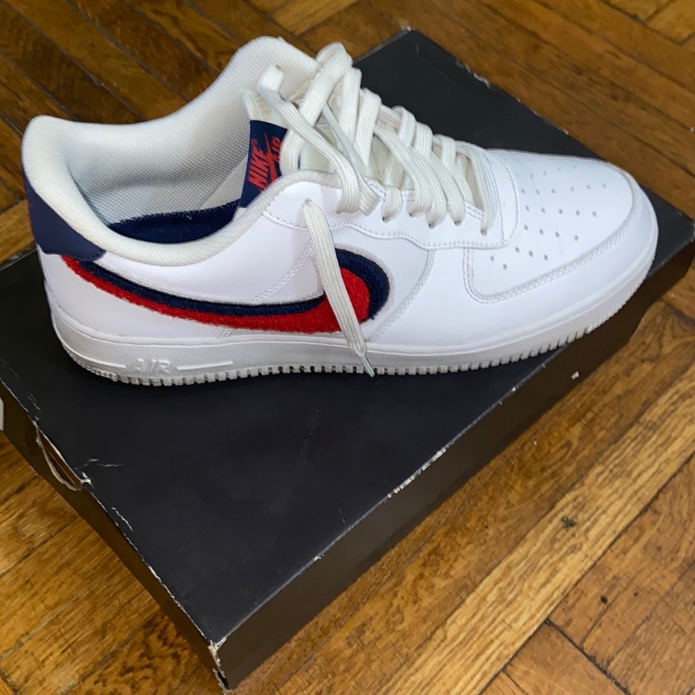 Used Red, White & Blue Nike Uptowns
